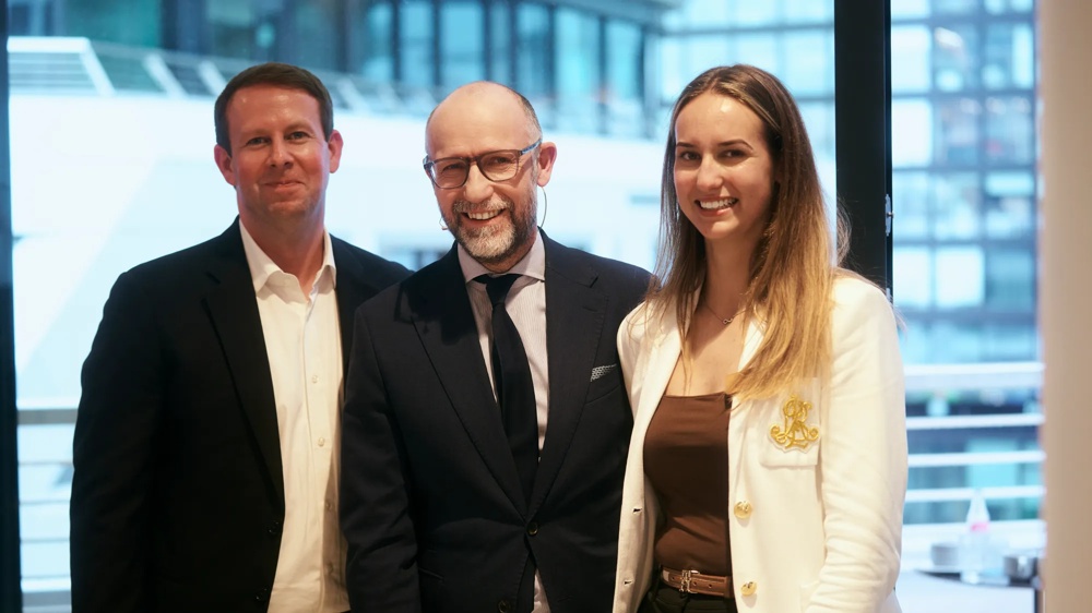hausInvest Fondsmanager Mario Schüttauf, Christian Rockel, Head of Sales Private & Business Clients, Marie Lysann Ulbricht, Key Accounterin Commerz Real auf dem Private Markets Forum in Frankfurt am Main