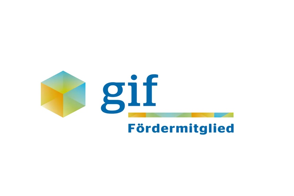 Würfelförmiges Icon in Blau, Gelb und Orange-Tönen sowie blauer Schriftzug „gif – Fördermitglied" – Gesellschaft für Immobilienwirtschaftliche Forschung.